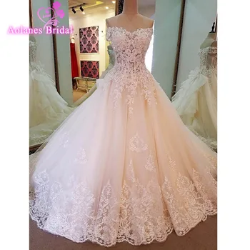 AOLANES 2018 Lace Appliques Sequins Beads Ball Gown Wedding Dress Vestidos de Novia Plus Size Wedding Dresses Free Shipping
AOLANES 2018 Lace Appliques Sequins Beads Ball Gown Wedding Dress Vestidos de Novia Plus Size Wedding Dresses Free Shipping