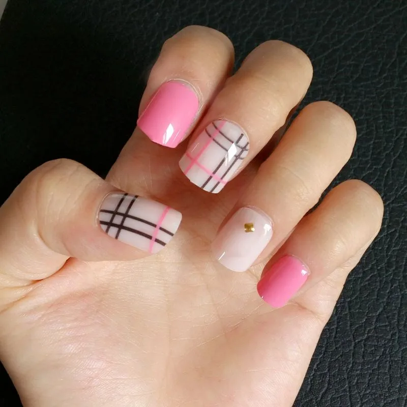 24Pcs Acrylic Natural False Nails Tip Sweet Pink Fake Nails 3D Rivet Grid DIY Nail Salon Manicure Tools Z103
24Pcs Acrylic Natural False Nails Tip Sweet Pink Fake Nails 3D Rivet Grid DIY Nail Salon Manicure Tools Z103
