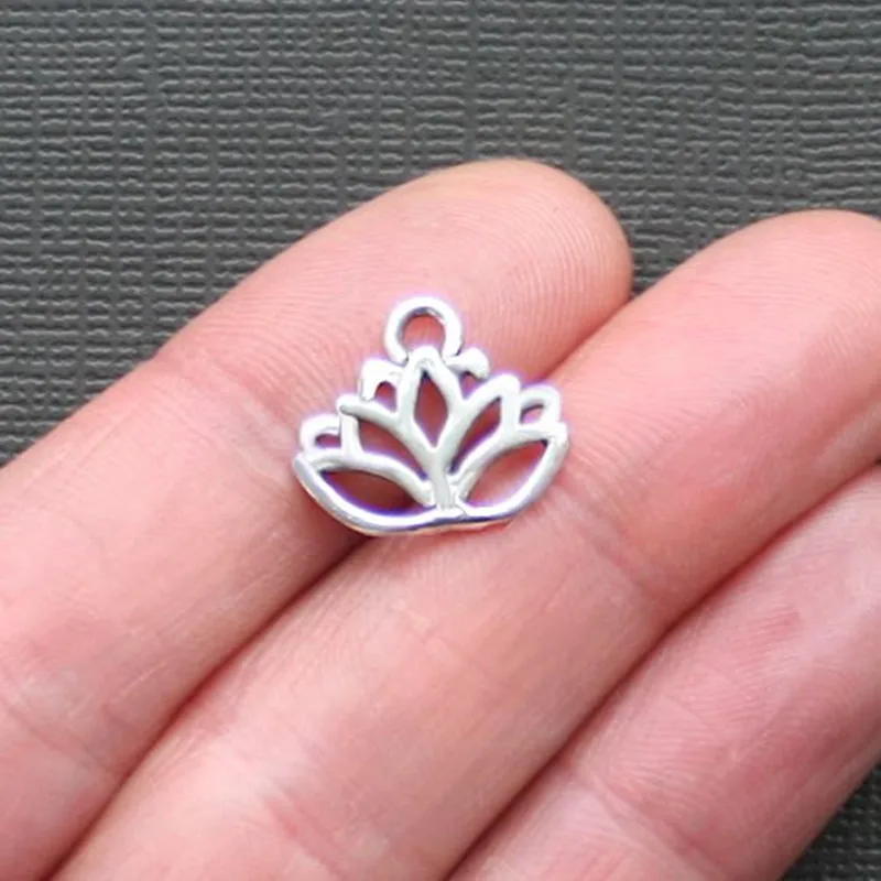 10pcs/lot Cute Lotus Charm Antique Silver Tone for diy charms necklace pendant jewelry accessories findings making 15*16mm
10pcs/lot Cute Lotus Charm Antique Silver Tone for diy charms necklace pendant jewelry accessories findings making 15*16mm