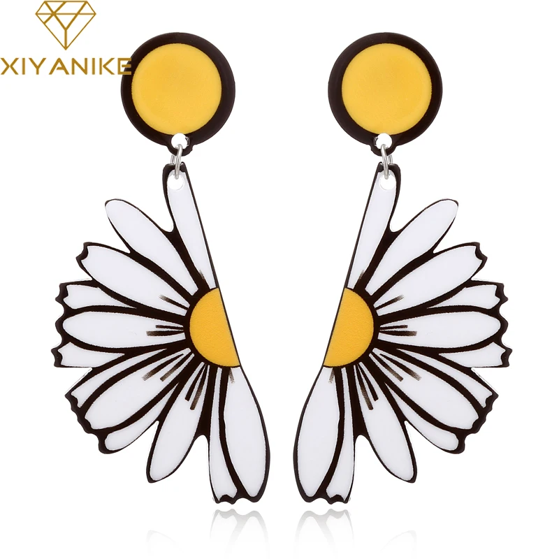 XIYANIKENew Fashion Big Acrylic Flower Earrings For Women Plastic Daisy Flowers Long Drop Earring Female Jewelry Brincos E679
XIYANIKENew Fashion Big Acrylic Flower Earrings For Women Plastic Daisy Flowers Long Drop Earring Female Jewelry Brincos E679