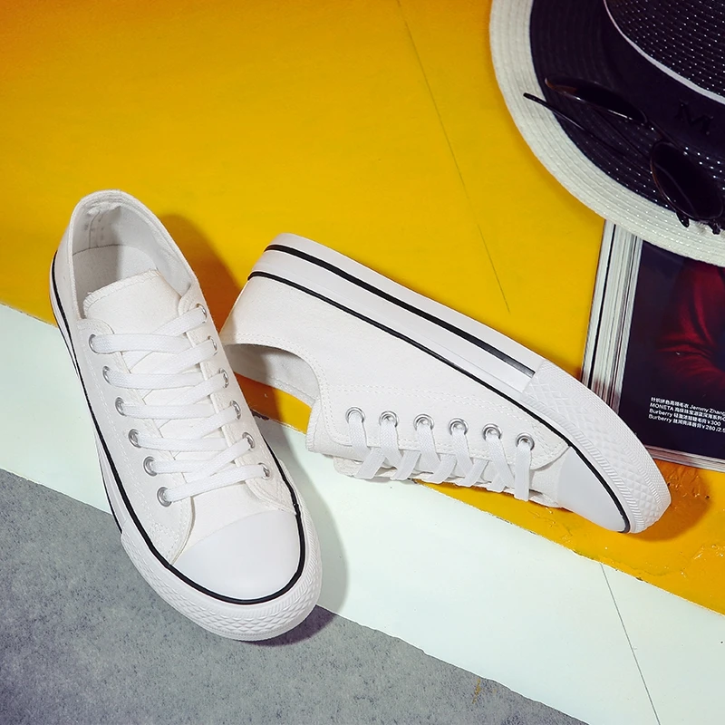 Women's Vulcanize Shoes Classic Canvas Shoes Ladies Casual Low-cut Lace-up Fashion Sneakers Unisex Retro Best Sellers Plus Size
Women's Vulcanize Shoes Classic Canvas Shoes Ladies Casual Low-cut Lace-up Fashion Sneakers Unisex Retro Best Sellers Plus Size