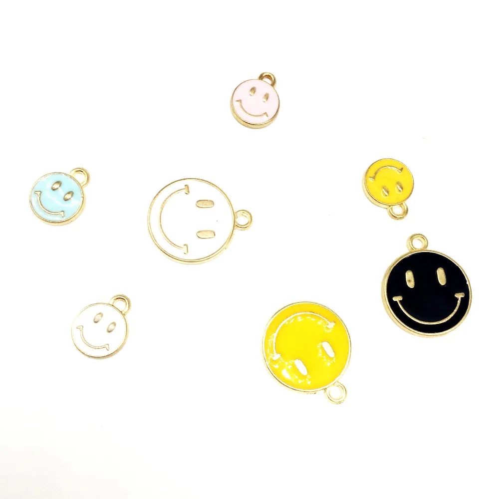 100pcs mix Big and Small Cute smiley face Drop Oil Alloy Jewelry Accessories DIY Bracelet Small Pendant Wholesale
100pcs mix Big and Small Cute smiley face Drop Oil Alloy Jewelry Accessories DIY Bracelet Small Pendant Wholesale