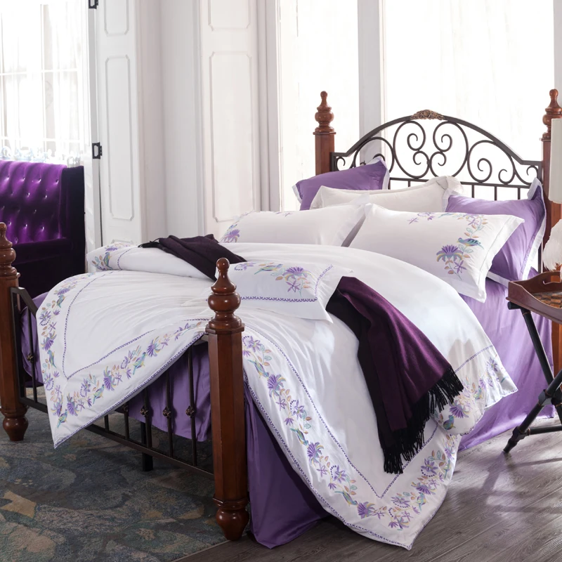 Egyptian cotton embroidery purple white luxury Bedding Set queen king size Bed Sheet/linen Duvet Cover set decorative pillows
Egyptian cotton embroidery purple white luxury Bedding Set queen king size Bed Sheet/linen Duvet Cover set decorative pillows