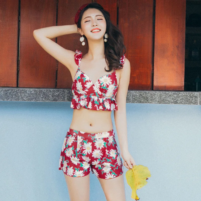 2019 Summer Sexy Swim Suits Floral Skirt Push Up Three Pieces Bikinis Swimsuit Female Hot Spring Swimwear Beahwear for Women
2019 Summer Sexy Swim Suits Floral Skirt Push Up Three Pieces Bikinis Swimsuit Female Hot Spring Swimwear Beahwear for Women