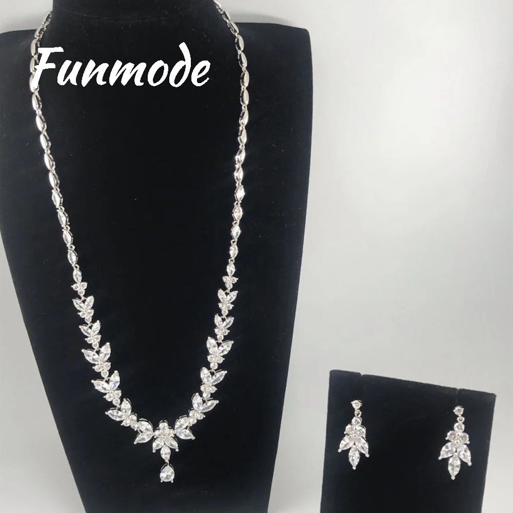 Funmode Super Quality Luxury AAA Cubic Zircon Water Drop Shape Jewelry Set for Women Wedding Jewelry Sets Dress AccessoriesF002K
Funmode Super Quality Luxury AAA Cubic Zircon Water Drop Shape Jewelry Set for Women Wedding Jewelry Sets Dress AccessoriesF002K