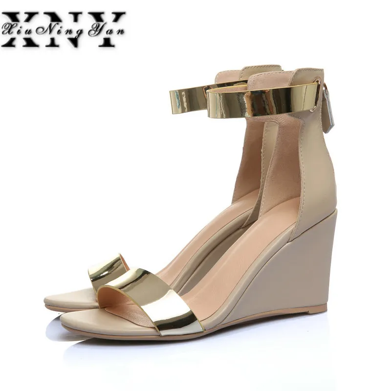 XIUNINGYAN Platform Wedges Sandasl 2018 Cover Heel Gladiator Buckle Strap Mixed Color Summer Shoes Woman Sandalias Mujer Size 42
XIUNINGYAN Platform Wedges Sandasl 2018 Cover Heel Gladiator Buckle Strap Mixed Color Summer Shoes Woman Sandalias Mujer Size 42