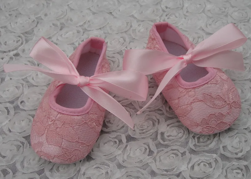 

New Hot Baby Silk Soft Shoes Infant Lace First Walkers with Ribbon Bow Little Girls' Crib Shoes Prewalkers 0M-18M 6Pairs/lot