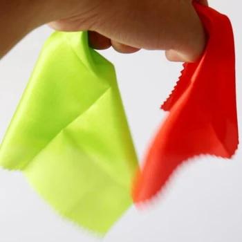 Free shipping changing color silk scarf magic props tricks silk color is at random 
Free shipping changing color silk scarf magic props tricks silk color is at random