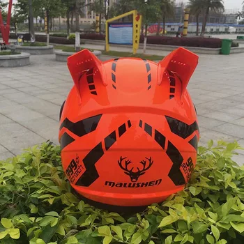 Motorcycle helmet men and women full face helmet knight racing winter season antimist orange color casque
Motorcycle helmet men and women full face helmet knight racing winter season antimist orange color casque