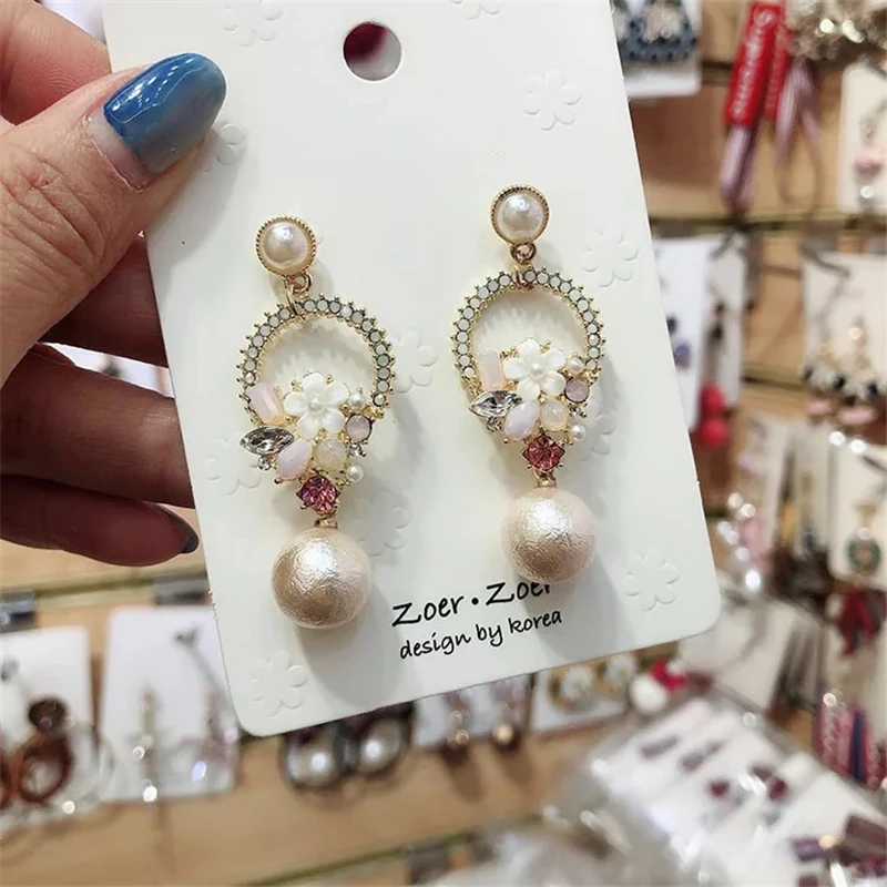 New Fashion Sweet Style Simulated Pearl Earrings Flowers Bohemian Earrings For Women Girl Jewelry Gift Wholesale
New Fashion Sweet Style Simulated Pearl Earrings Flowers Bohemian Earrings For Women Girl Jewelry Gift Wholesale