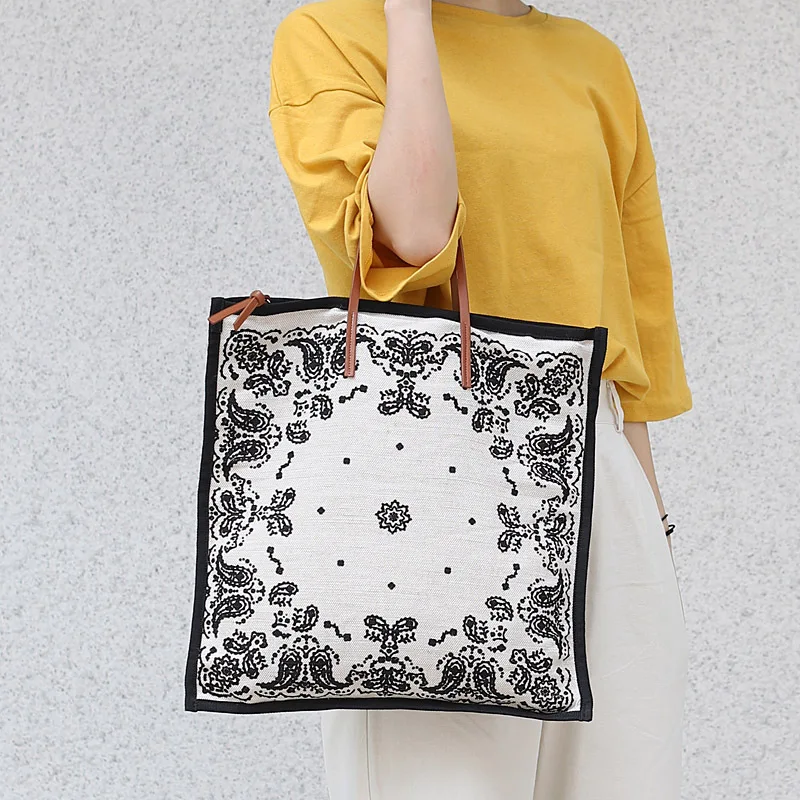 Fashion Canvas Tote Bag for Women Bohemian Style Ladies Shoulder Bag Casual Travel Beach Handbag Large Capacity Clutch Bolsa
Fashion Canvas Tote Bag for Women Bohemian Style Ladies Shoulder Bag Casual Travel Beach Handbag Large Capacity Clutch Bolsa