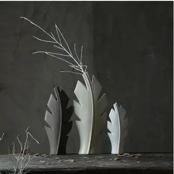 Nordic ceramic flower vase, modern creative living room flower, home decoration TV cabinet bedroom decoration
Nordic ceramic flower vase, modern creative living room flower, home decoration TV cabinet bedroom decoration