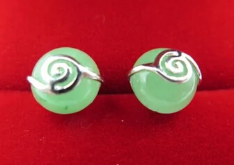 ry00118 925 Sterling Silver & Jade(jadeite) Stud Earrings / Lucky Circle Earring A0422
ry00118 925 Sterling Silver & Jade(jadeite) Stud Earrings / Lucky Circle Earring A0422