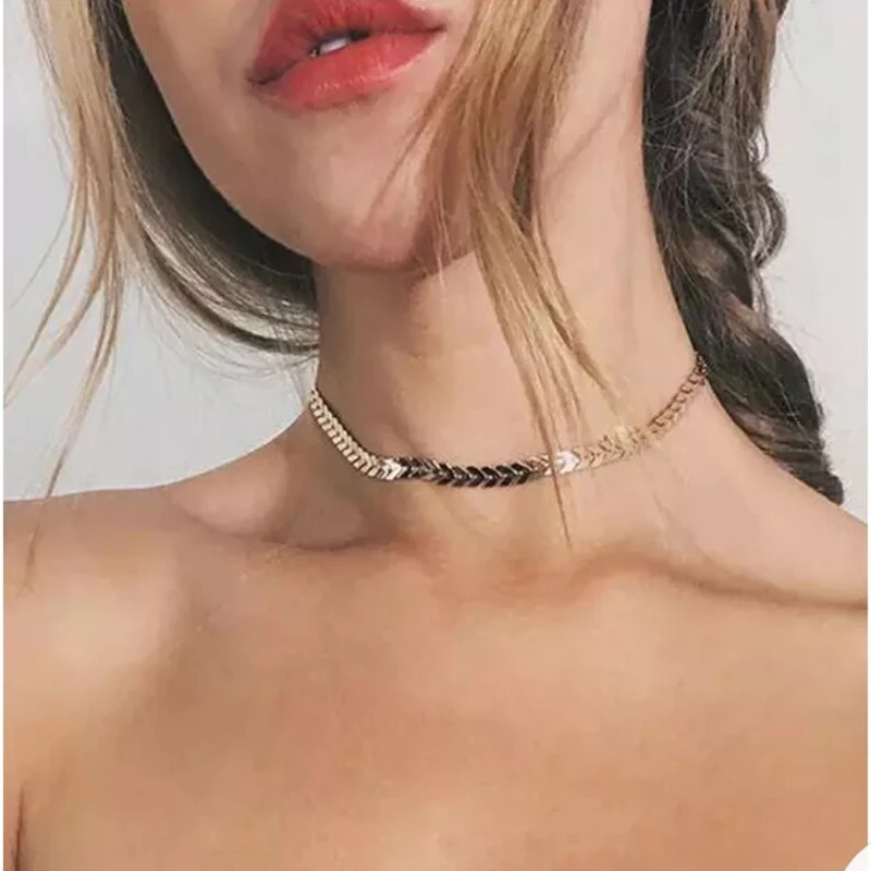 MESTILO Leaves Chain Sequins Choker Necklaces Sexy Clavicle Short Necklaces For Women Fashion Bohemia Statement Necklace Jewelry
MESTILO Leaves Chain Sequins Choker Necklaces Sexy Clavicle Short Necklaces For Women Fashion Bohemia Statement Necklace Jewelry
