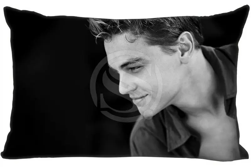 New arrival Custom Pillowcase Leonardo DiCaprio Bedding rectangle Zipper cotton polyester Pillow Cover 45x35cm(One Side)
New arrival Custom Pillowcase Leonardo DiCaprio Bedding rectangle Zipper cotton polyester Pillow Cover 45x35cm(One Side)