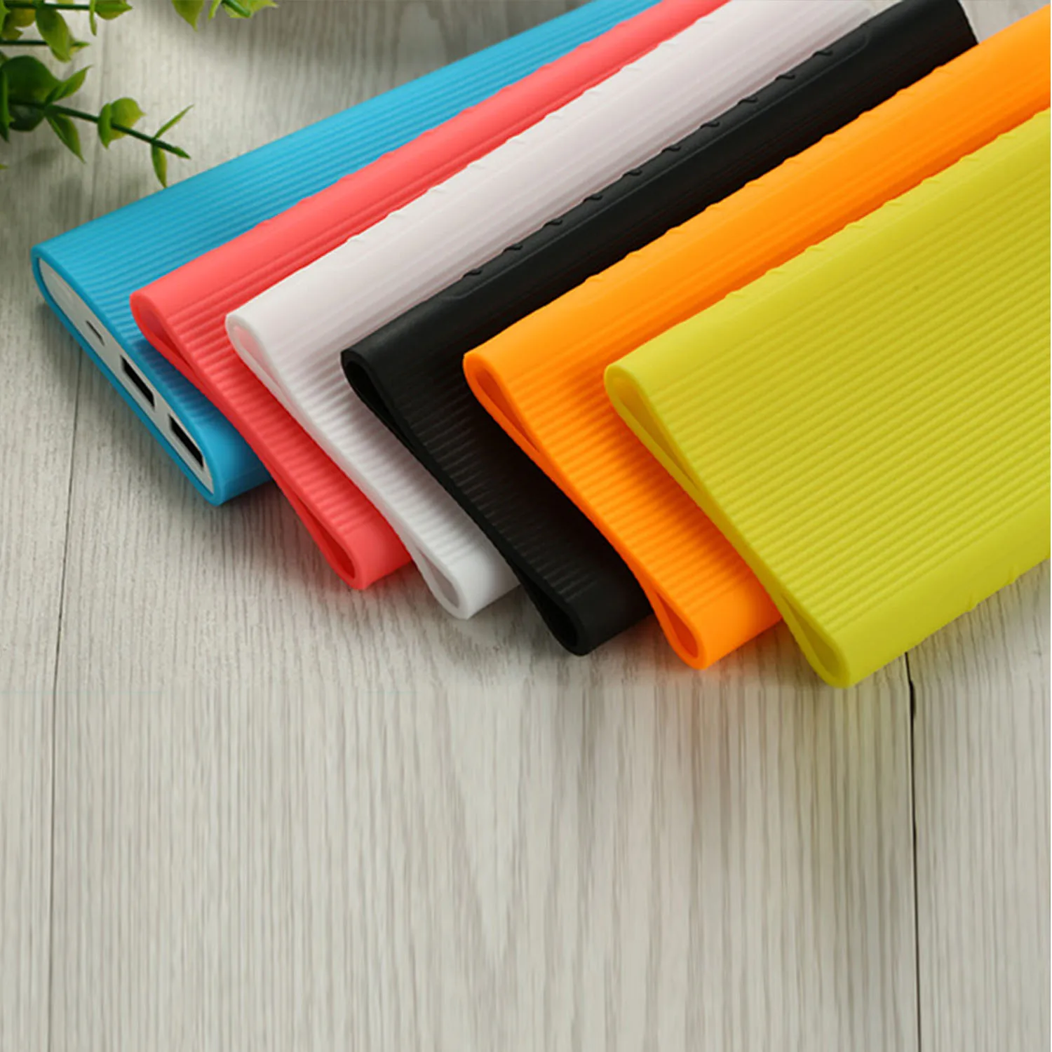 Silicone Protector Case Cover Skin Sleeve Bag for New Xiaomi Xiao Mi 2 10000mAh Dual USB Power Bank Powerbank PLM09ZM Accessory
Silicone Protector Case Cover Skin Sleeve Bag for New Xiaomi Xiao Mi 2 10000mAh Dual USB Power Bank Powerbank PLM09ZM Accessory