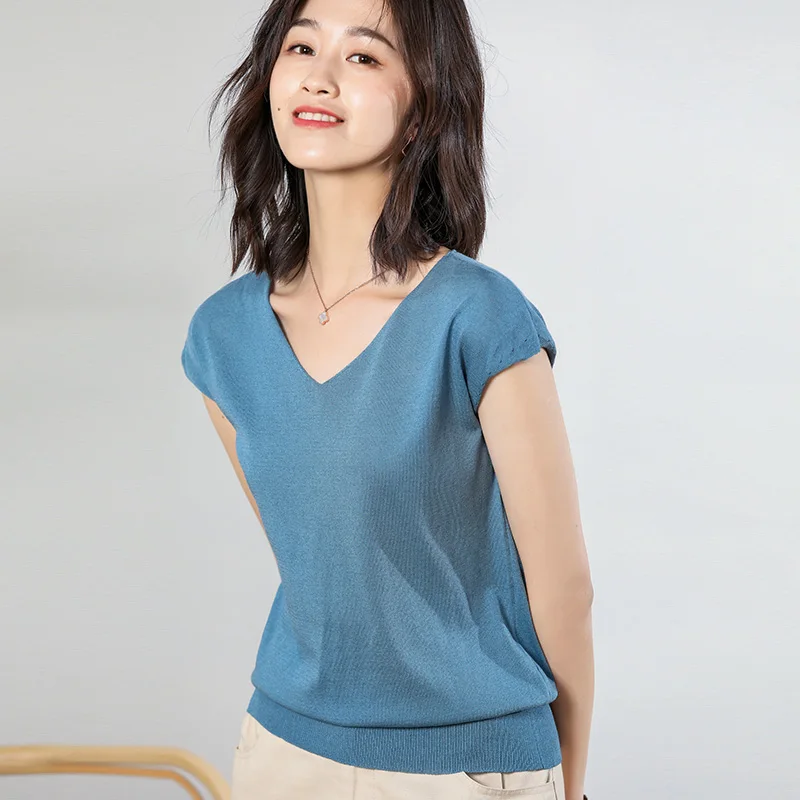 BELIARST 2019 spring and summer new short-sleeved women's double V-neck ice silk short-sleeved slim short knit pullover
BELIARST 2019 spring and summer new short-sleeved women's double V-neck ice silk short-sleeved slim short knit pullover