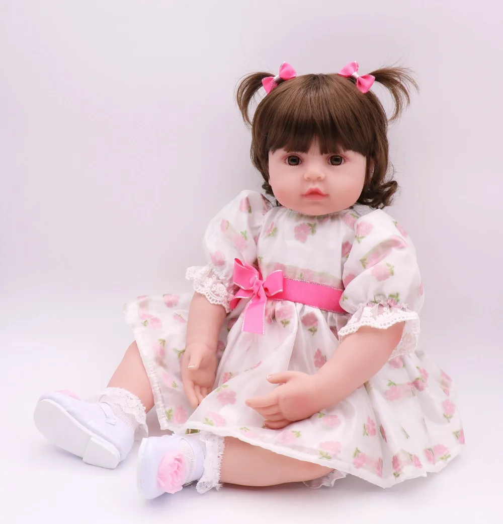 Reborn Realistic girl Baby Doll long Hair bebe princess reborn Soft Silicone 24inch 60cm Lifelike Newborn Doll kids XMAS Gift
Reborn Realistic girl Baby Doll long Hair bebe princess reborn Soft Silicone 24inch 60cm Lifelike Newborn Doll kids XMAS Gift