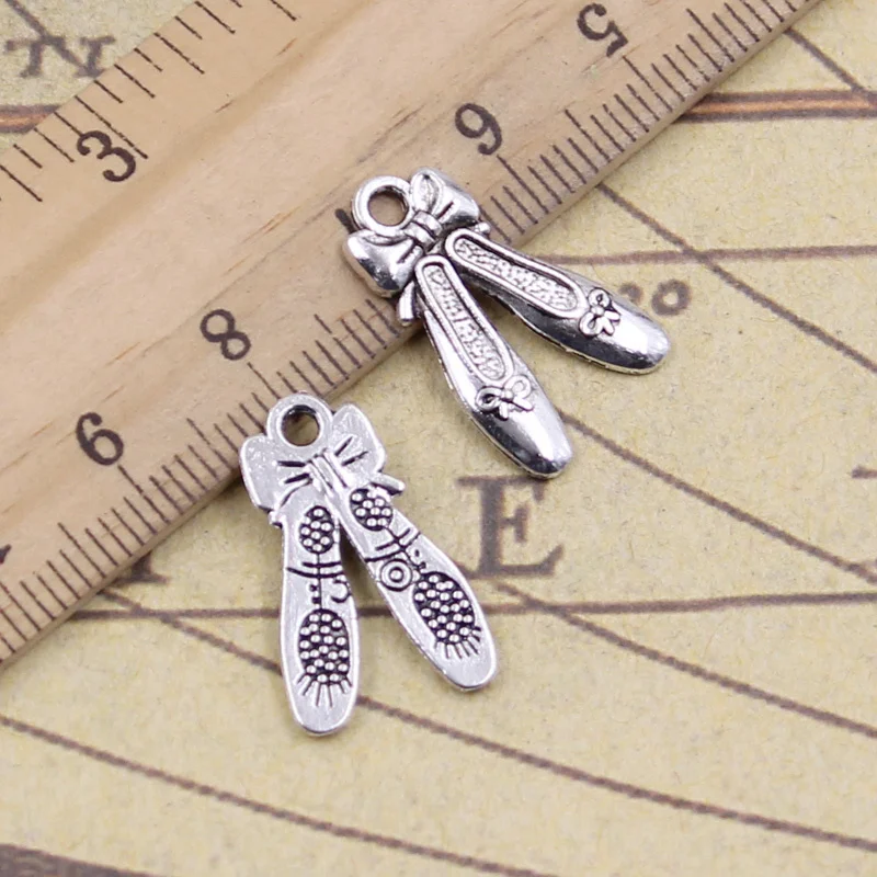 12pcs/lot Charms ballet shoes slippers 20x13mm Tibetan Silver Pendants Antique Jewelry Making DIY Craft for Bracelet Necklace
12pcs/lot Charms ballet shoes slippers 20x13mm Tibetan Silver Pendants Antique Jewelry Making DIY Craft for Bracelet Necklace