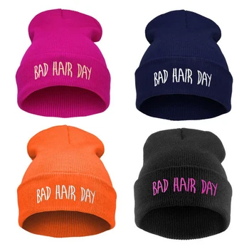 20PCS / LOT SINGYOU Unisex Winter Knitted Hat Letter Print Men Hip Hop Cap Fashion Warm Winter Hat for Women Beanie Cap
20PCS / LOT SINGYOU Unisex Winter Knitted Hat Letter Print Men Hip Hop Cap Fashion Warm Winter Hat for Women Beanie Cap