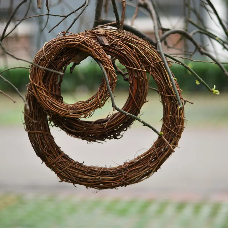 10/15/20/25cm crustic Wedding Accessories Material Natural Rattan Circle Stem Branch Ring Christmas Decoration Photography Props
10/15/20/25cm crustic Wedding Accessories Material Natural Rattan Circle Stem Branch Ring Christmas Decoration Photography Props
