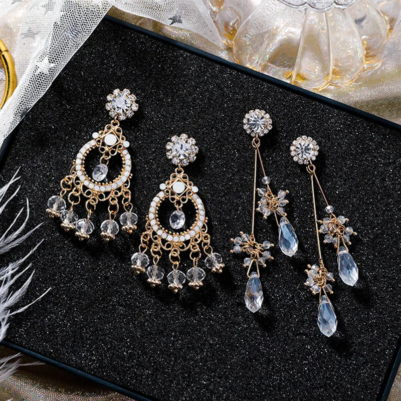 New Vintage Rhinestone Flower Round Circle Fashion Crystal Tassel Drop Earrings Baroque Style Exaggerated Women Jewelry EC1405
New Vintage Rhinestone Flower Round Circle Fashion Crystal Tassel Drop Earrings Baroque Style Exaggerated Women Jewelry EC1405