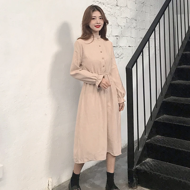2018 Autumn Winter New Hong Kong-style Retro Corduroy Vintage A-shaped Girl Dresses Temperament Long Sleeve Women Winter Dress
2018 Autumn Winter New Hong Kong-style Retro Corduroy Vintage A-shaped Girl Dresses Temperament Long Sleeve Women Winter Dress