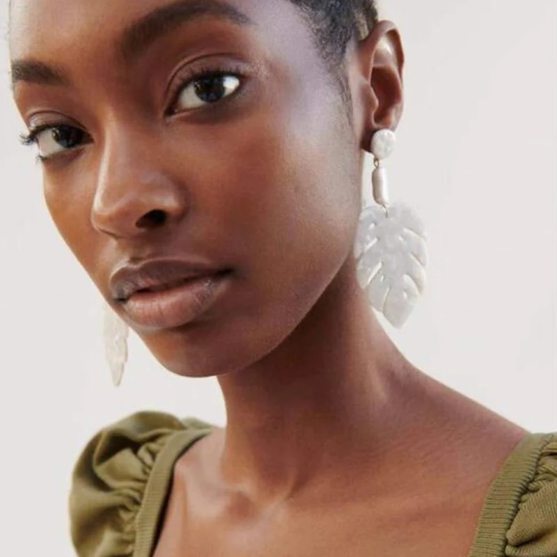 Lalynnlys Fashion ZA Drop Earrings For Women Girl Imitation Pearl Leaf Dangle Earrings Statement Boho Jewelry Wholesale E54701
Lalynnlys Fashion ZA Drop Earrings For Women Girl Imitation Pearl Leaf Dangle Earrings Statement Boho Jewelry Wholesale E54701