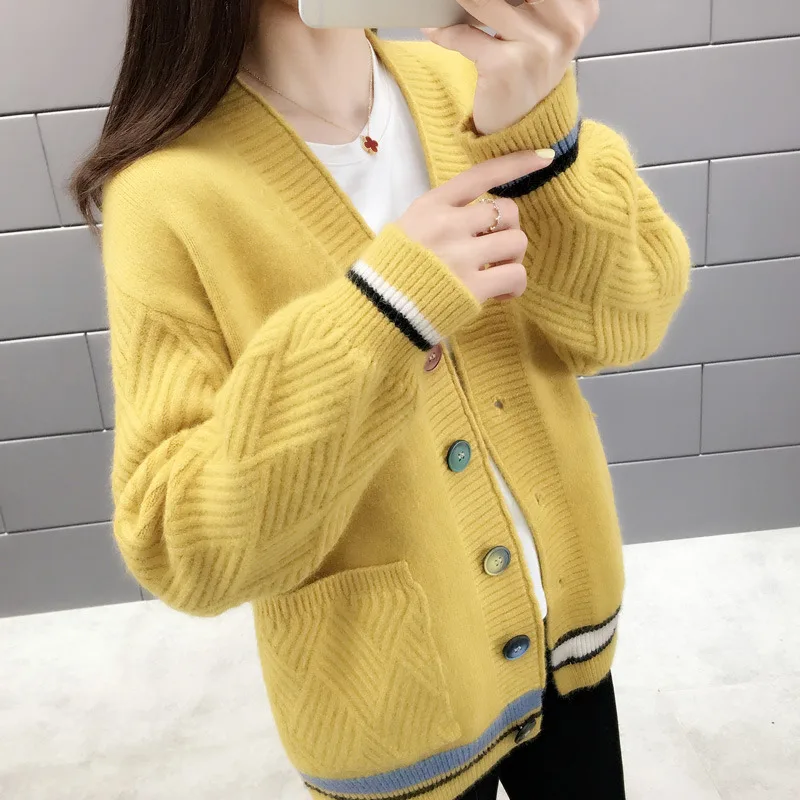 New Autumn Spring 2019 Women Sweater Cardigans Casual Warm Long Design Female Knitted Sweater Coat Printed Cardigan Sweater Lady
New Autumn Spring 2019 Women Sweater Cardigans Casual Warm Long Design Female Knitted Sweater Coat Printed Cardigan Sweater Lady