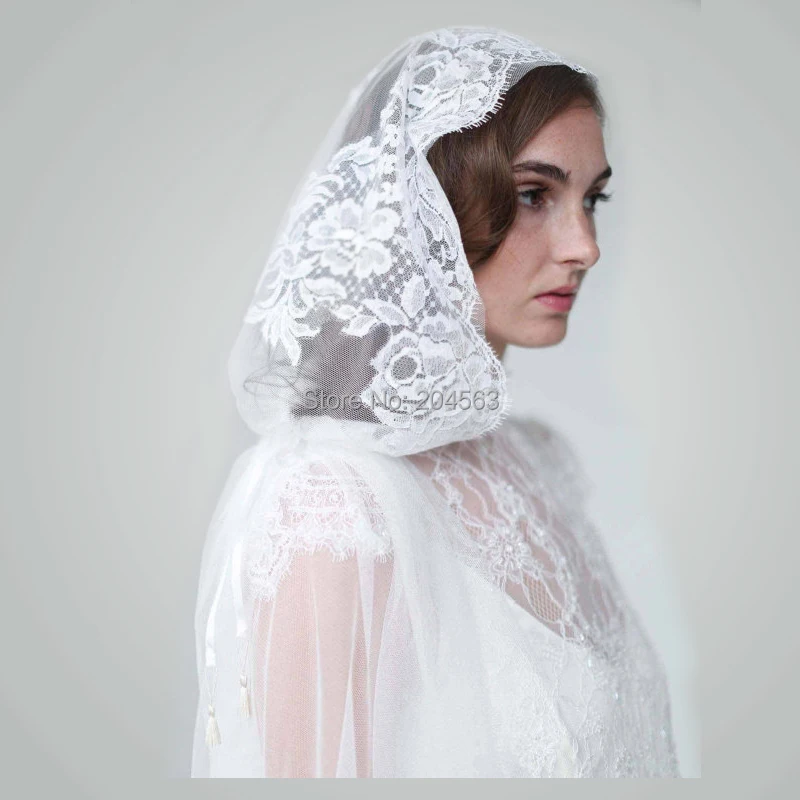 White One-Layer 1 Meter Wedding Bridal Veils Tulle Veil for Bride without Comb and Bow
White One-Layer 1 Meter Wedding Bridal Veils Tulle Veil for Bride without Comb and Bow