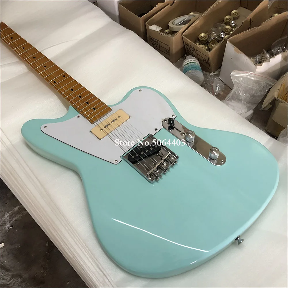 High-quality 6-string electric guitar light blue paint, fixed bridge string, maple bridge retro color paint, postage
High-quality 6-string electric guitar light blue paint, fixed bridge string, maple bridge retro color paint, postage