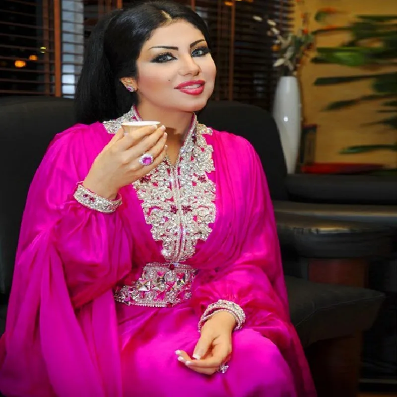 2015 Modern Chiffon Moroccan Arabic Kaftan Wholesalers Dubai kaftans Evening Dress Long Sleeve Gowns Fashion Style Prom dresses
2015 Modern Chiffon Moroccan Arabic Kaftan Wholesalers Dubai kaftans Evening Dress Long Sleeve Gowns Fashion Style Prom dresses