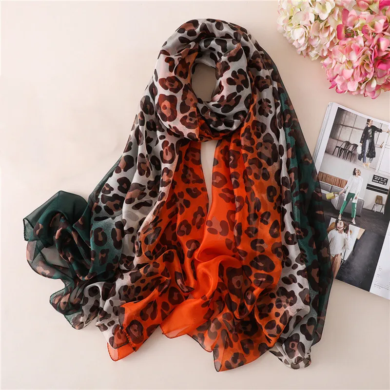 Beach leopard scarf soft touching silk red yellow print vintage scarf shawls large wraps for women female silk scarves bohemian
Beach leopard scarf soft touching silk red yellow print vintage scarf shawls large wraps for women female silk scarves bohemian