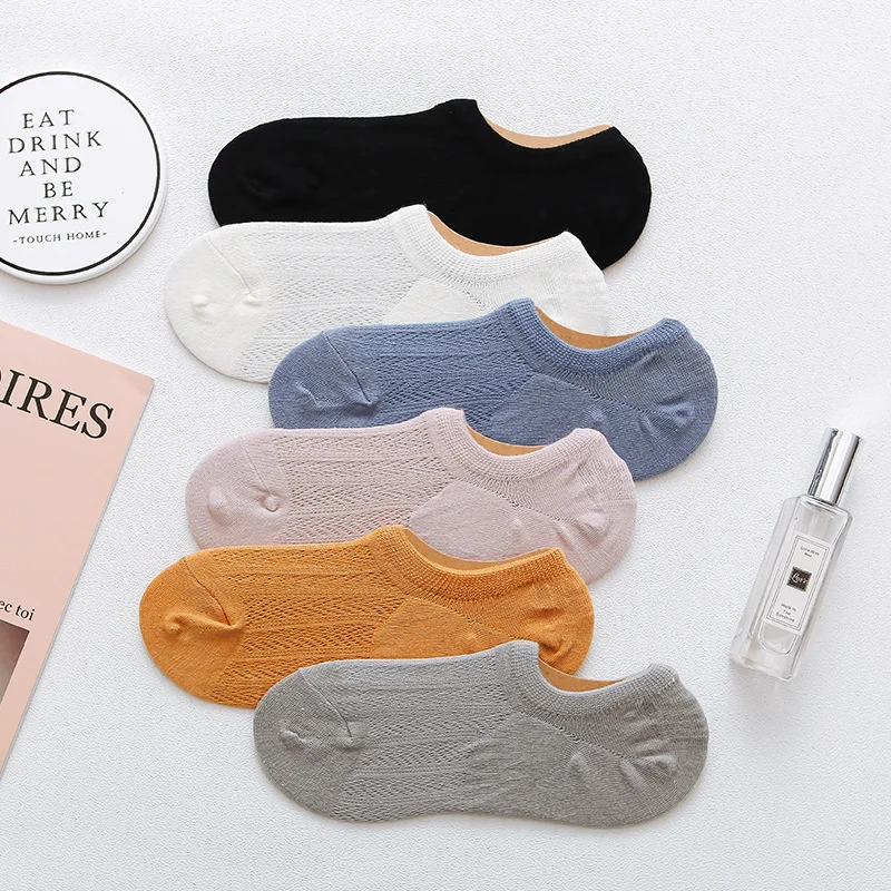 Dreamlikelin Vintage Solid Color Women's Short Socks Breathable Cool Summer Ankle Sneakers Socks Silicone Non-Slip
Dreamlikelin Vintage Solid Color Women's Short Socks Breathable Cool Summer Ankle Sneakers Socks Silicone Non-Slip