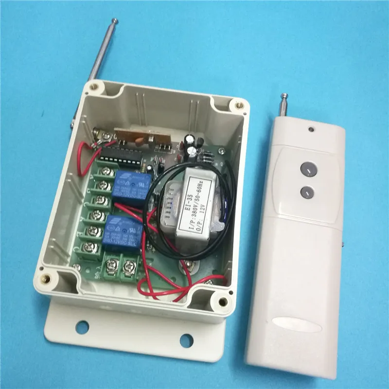 380V Remote control switch for water pump Three phase motor remote control switch Wireless controller Dual output
380V Remote control switch for water pump Three phase motor remote control switch Wireless controller Dual output