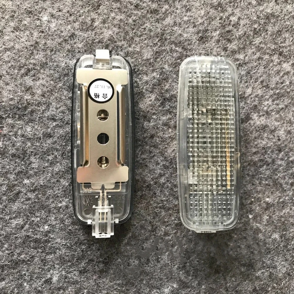 For Audi A4L A5 Q3 Q5 A6L A8 TT Car Accessories Visor Lamp Car Mirror Lights Reading Light 4FD 947 105 4FD947105
For Audi A4L A5 Q3 Q5 A6L A8 TT Car Accessories Visor Lamp Car Mirror Lights Reading Light 4FD 947 105 4FD947105