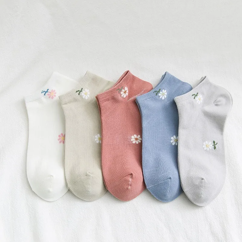 Harajuku Women Modis Cute Art Invisible Casual Summer Socks Flower Embroidery Solid Color Fresh Cotton Breathable Comfortable
Harajuku Women Modis Cute Art Invisible Casual Summer Socks Flower Embroidery Solid Color Fresh Cotton Breathable Comfortable
