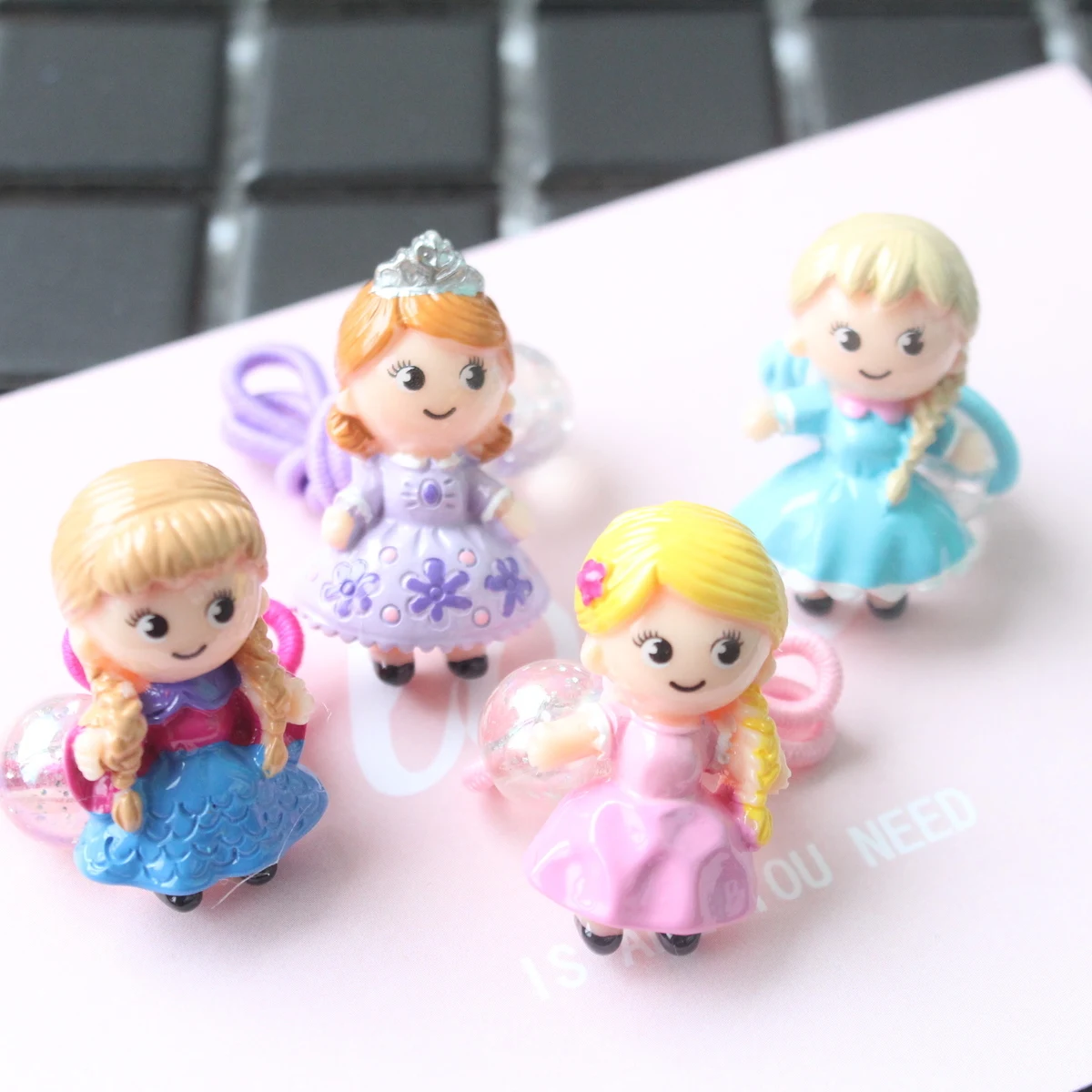 New Creative Fine Resin Princess Girls Hair Accessories Children Headwear Kids Elastic Hair Bands Ropes Baby Headdress
New Creative Fine Resin Princess Girls Hair Accessories Children Headwear Kids Elastic Hair Bands Ropes Baby Headdress