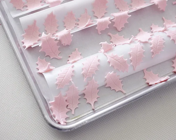 3pcs/lot Cake Mold Holly leaves Stainless Steel Fondant Cookie Cutters for Wedding Cake Decorating Tools
3pcs/lot Cake Mold Holly leaves Stainless Steel Fondant Cookie Cutters for Wedding Cake Decorating Tools