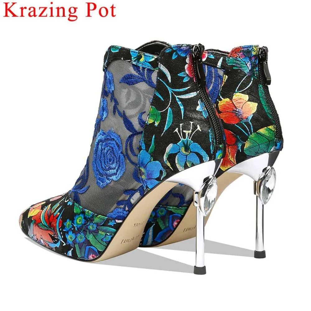 Popular ethnic colorful flowers embroidery stiletto 9.5cm heels mesh zipper pointed toe summer boots wedding ankle boots L12
Popular ethnic colorful flowers embroidery stiletto 9.5cm heels mesh zipper pointed toe summer boots wedding ankle boots L12