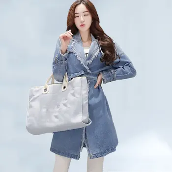 2019 Autumn New Denim Cardigan Coat Women Tassel Long Denim Trench Coat Belt Slim Jeans Windbreaker Vintage Female Overcoat 167
2019 Autumn New Denim Cardigan Coat Women Tassel Long Denim Trench Coat Belt Slim Jeans Windbreaker Vintage Female Overcoat 167
