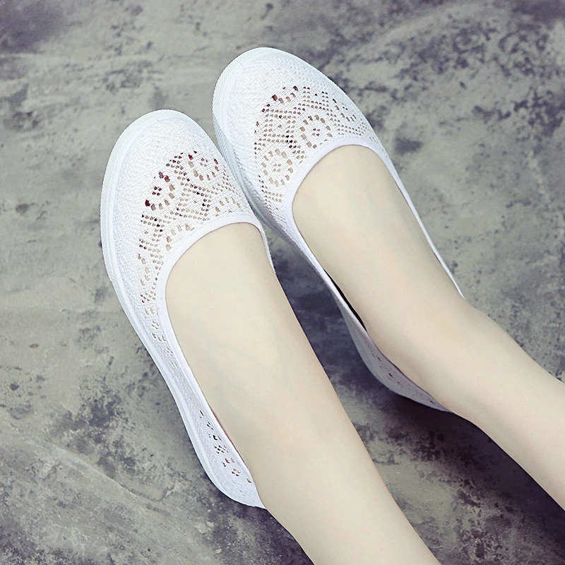 Summer Women Shoes nurse shoes Casual Cutouts Lace Canvas Shoes Hollow Floral Breathable Platform Flat Shoes feminino436
Summer Women Shoes nurse shoes Casual Cutouts Lace Canvas Shoes Hollow Floral Breathable Platform Flat Shoes feminino436