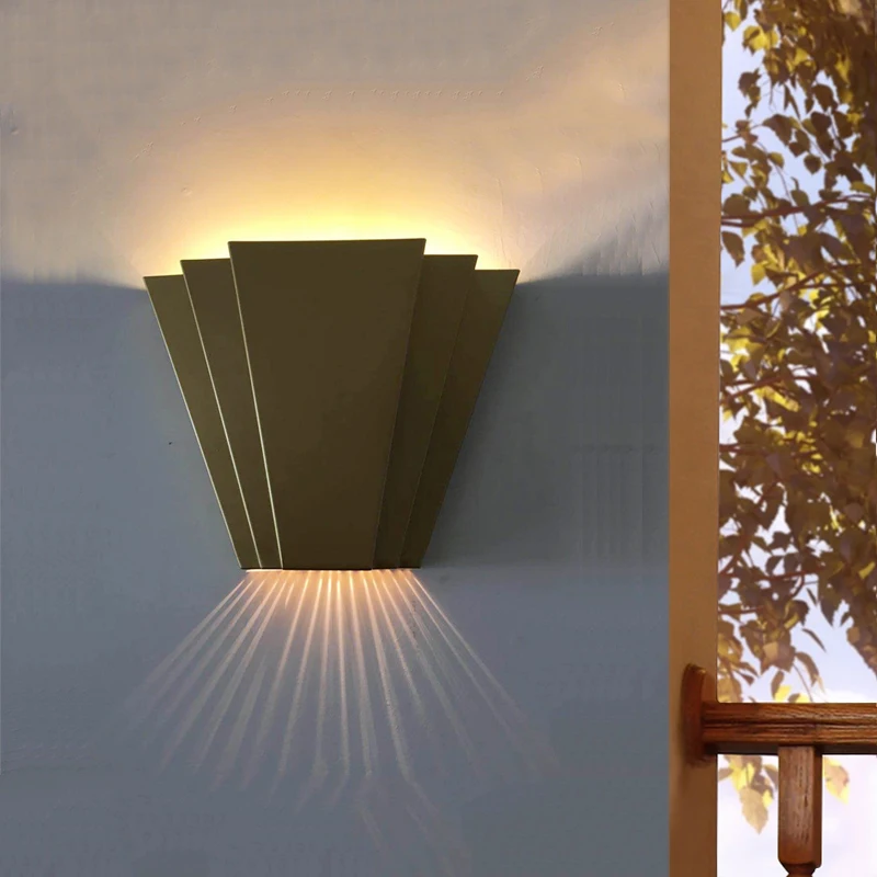 Modern Minimalist UP and Down LED Wall Lamps Nordic style Interior Living Room Bedroom Aisle Wall Lights Garden Porch lighting
Modern Minimalist UP and Down LED Wall Lamps Nordic style Interior Living Room Bedroom Aisle Wall Lights Garden Porch lighting