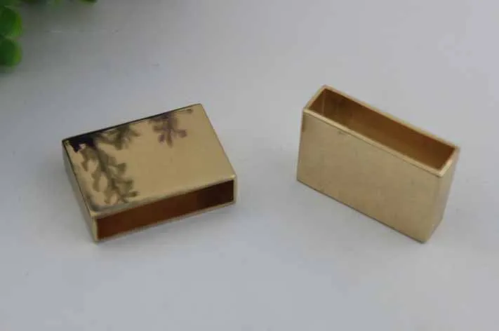 10pcs/lot Pale golden handbags hardware accessories decoration clasp metal package tape
10pcs/lot Pale golden handbags hardware accessories decoration clasp metal package tape