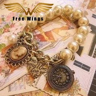 ohemian Vintage Bronze Heart Queen Pearl Vintage bracelets for women Clock beads strand bracelets charms B3.3
ohemian Vintage Bronze Heart Queen Pearl Vintage bracelets for women Clock beads strand bracelets charms B3.3