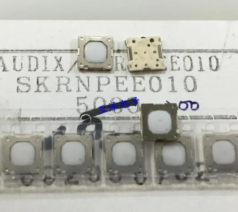 20PCS/LOT ALPS Alps SKRNPEE010 patch double click button, 6*6*0.9 double touch switch
20PCS/LOT ALPS Alps SKRNPEE010 patch double click button, 6*6*0.9 double touch switch