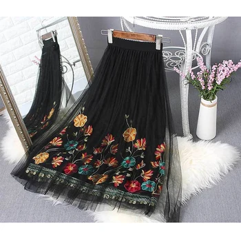 Women's Skirt 2019 Spring Summer New Female Floral Embroidery Lace Skirts Fashion Solid Casual Mesh Hollow Stitching Skirt Q122
Women's Skirt 2019 Spring Summer New Female Floral Embroidery Lace Skirts Fashion Solid Casual Mesh Hollow Stitching Skirt Q122