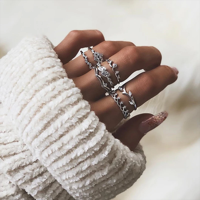 7 Pcs/ Set Female Exquisite Flower Leaves Crown Eyes Crystal Silver Irregular Joint Ring Set Charm Party Jewelry Accessories
7 Pcs/ Set Female Exquisite Flower Leaves Crown Eyes Crystal Silver Irregular Joint Ring Set Charm Party Jewelry Accessories