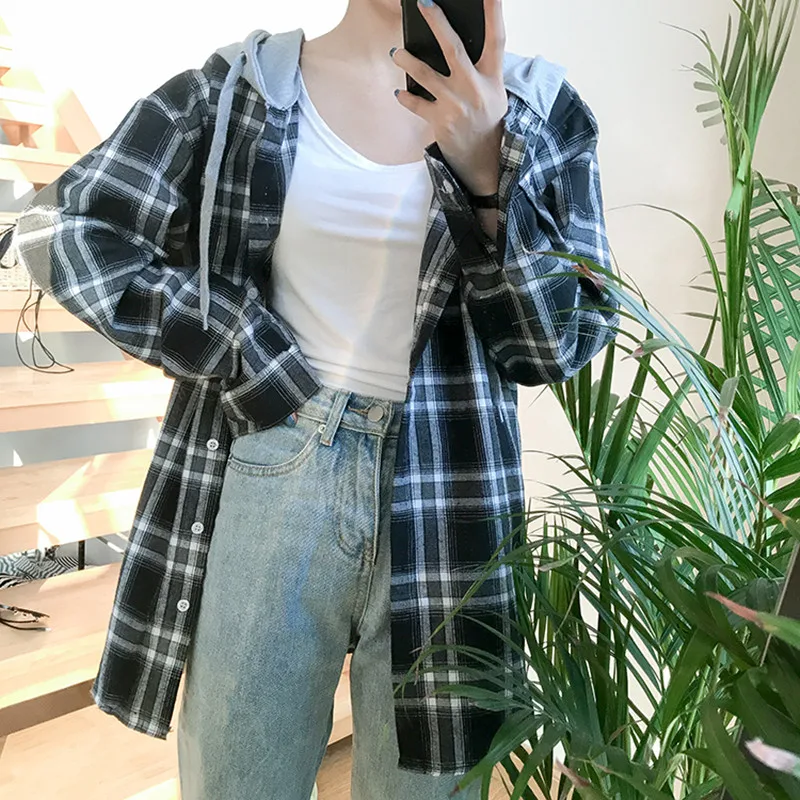 3 colors 2018 loose bf style faux two pieces plaid long sleeve womens tops and blouses with hat streetwear coats (B0608)
3 colors 2018 loose bf style faux two pieces plaid long sleeve womens tops and blouses with hat streetwear coats (B0608)