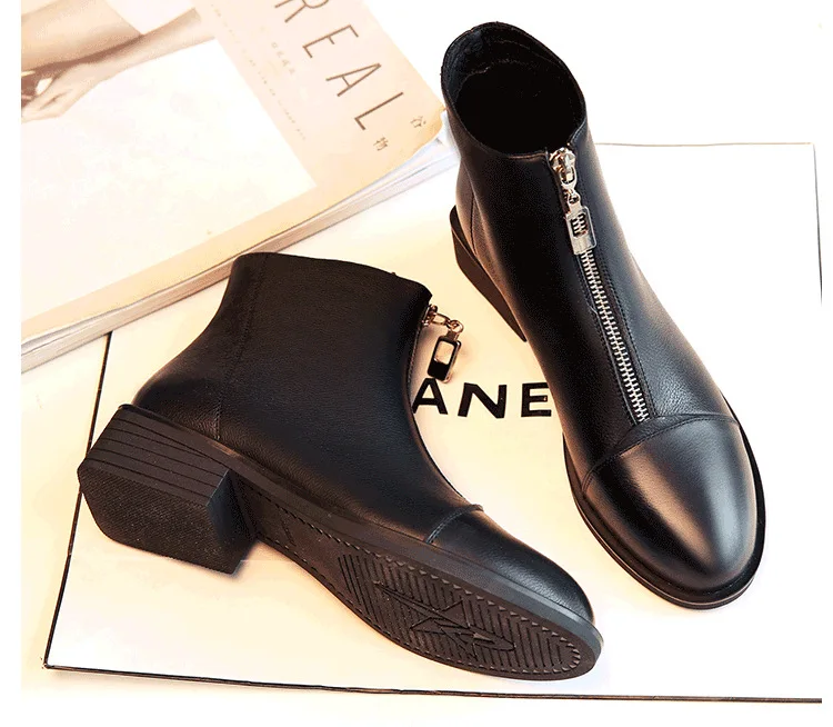2018 Slip on Elastic Band Rubber Boots Winter Arrival Ankle Chelsea Boots Women Shoes Autumn Square Heel Female Footwear
2018 Slip on Elastic Band Rubber Boots Winter Arrival Ankle Chelsea Boots Women Shoes Autumn Square Heel Female Footwear